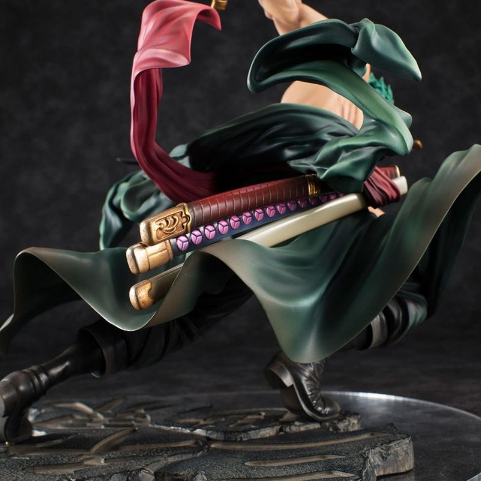 Roronoa Zoro Santoryu - Action Figure